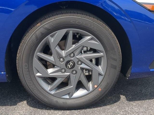 Photo of 2025 Intense Blue Hyundai ELANTRA HEV