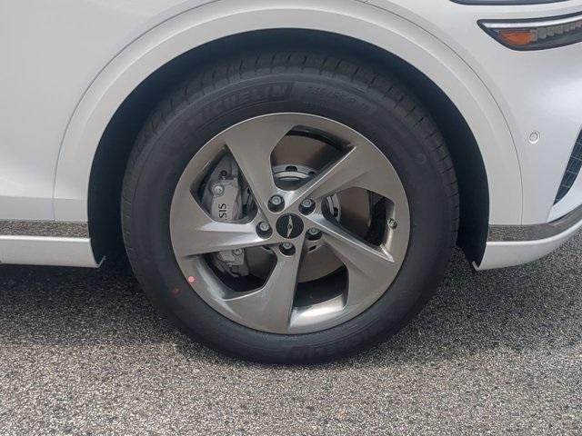 Photo of 2026 Uyuni White Genesis GV70