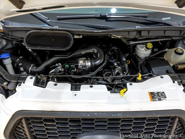 Photo of 2022 Oxford White Ford Transit-250