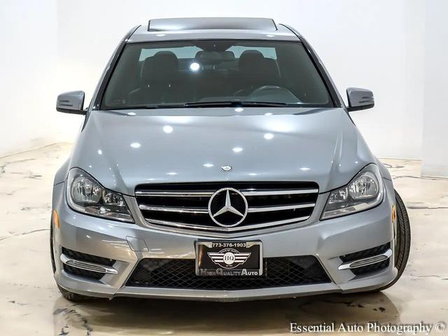 Photo of 2014 Silver Mercedes-Benz C-Class