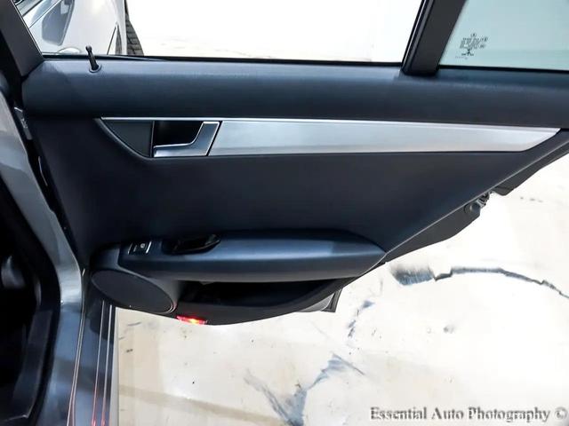 Photo of 2014 Silver Mercedes-Benz C-Class