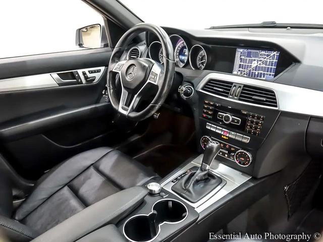 Photo of 2014 Silver Mercedes-Benz C-Class