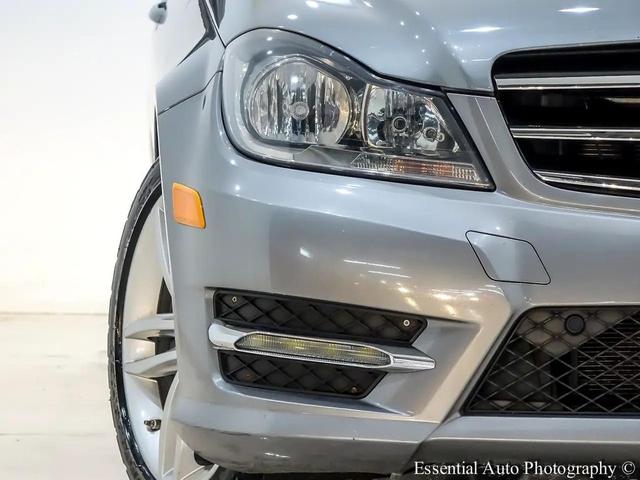 Photo of 2014 Silver Mercedes-Benz C-Class