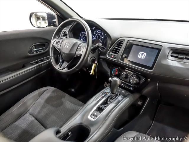 Photo of 2022 Crystal Black Pearl Honda HR-V
