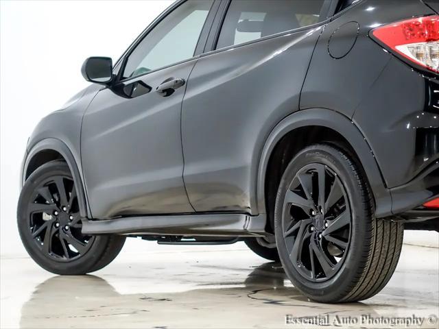 Photo of 2022 Crystal Black Pearl Honda HR-V