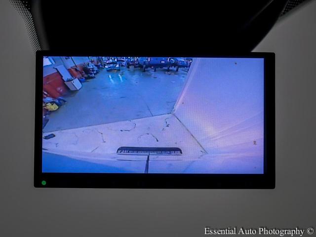 Photo of 2019 Gray Ford Transit-250