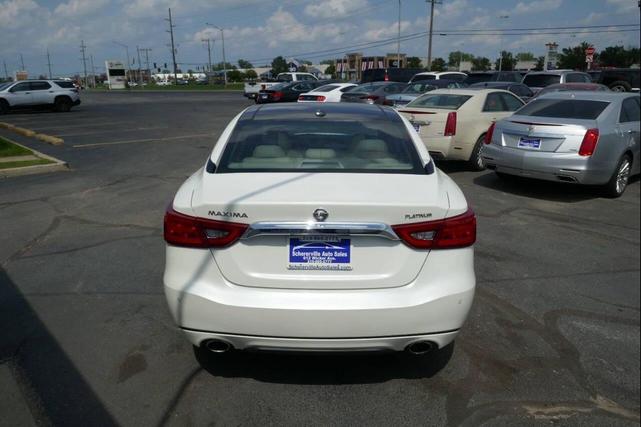 Photo of 2017 Pearl White Nissan Maxima
