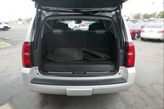 Photo of 2016 Silver Ice Metallic Chevrolet Tahoe