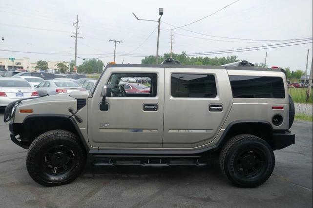 Photo of 2003 Champagne Hummer H2