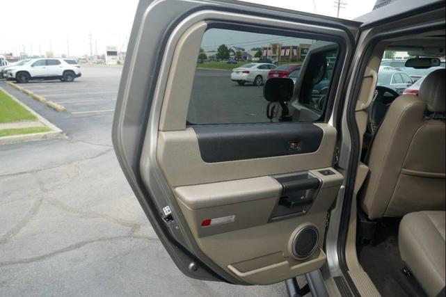 Photo of 2003 Champagne Hummer H2