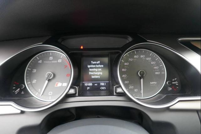 Photo of 2013 Off White Audi S5