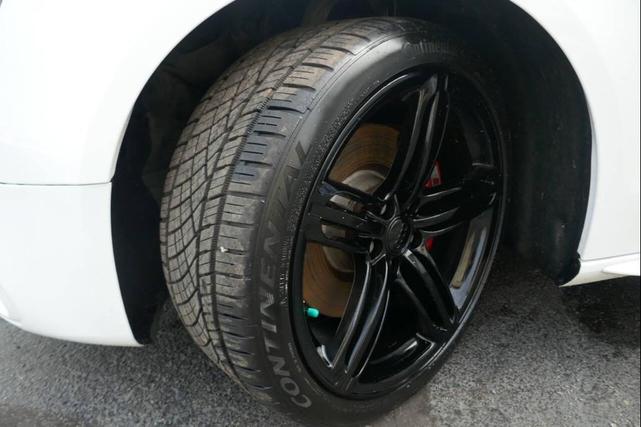 Photo of 2013 Off White Audi S5