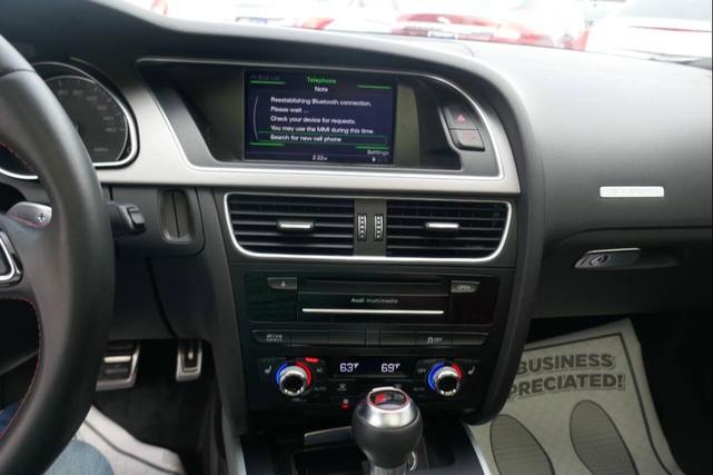 Photo of 2013 Off White Audi S5