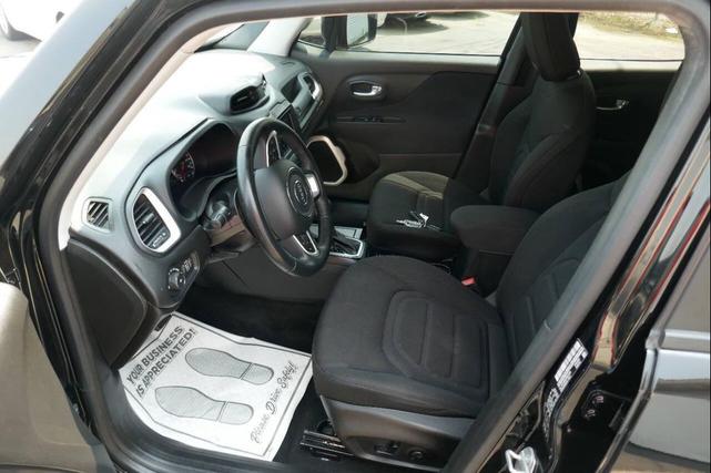 Photo of 2019 Black Clearcoat Jeep Renegade