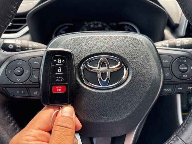 Photo of 2021 Magnetic Gray Metallic/Midnight Black Metallic Toyota RAV4 Hybrid