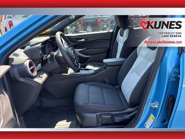 Photo of 2025 Marina Blue Metallic Chevrolet Trax