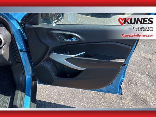 Photo of 2025 Marina Blue Metallic Chevrolet Trax