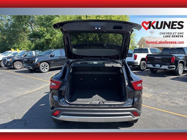 Photo of 2025 Mosaic Black Metallic Chevrolet Trax