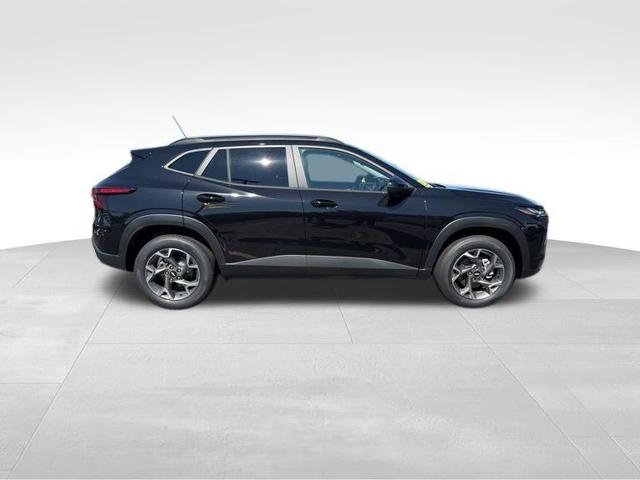Photo of 2025 Mosaic Black Metallic Chevrolet Trax