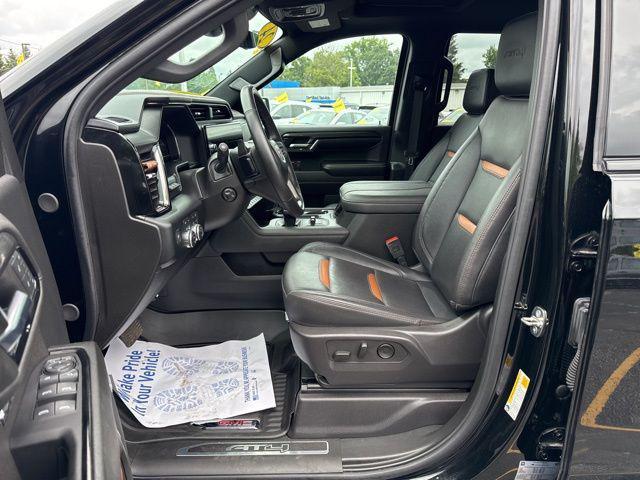 Photo of 2024 Onyx Black GMC Sierra 1500
