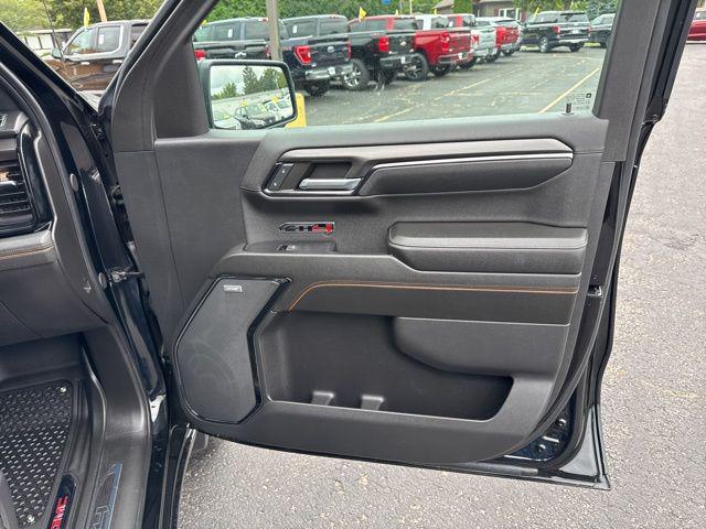Photo of 2024 Onyx Black GMC Sierra 1500