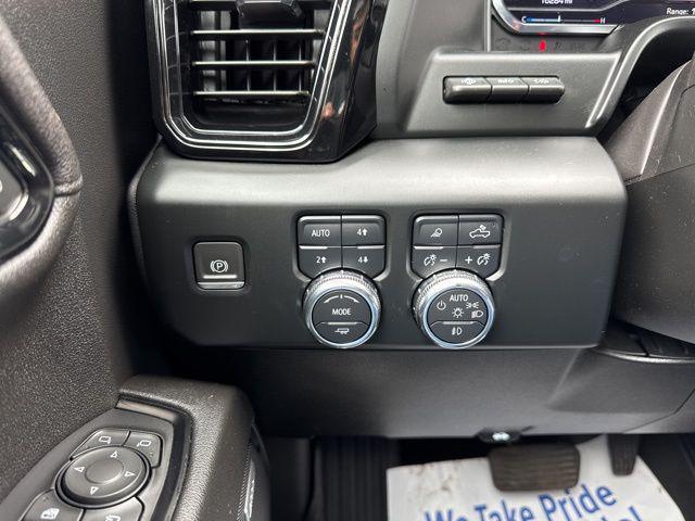 Photo of 2024 Onyx Black GMC Sierra 1500