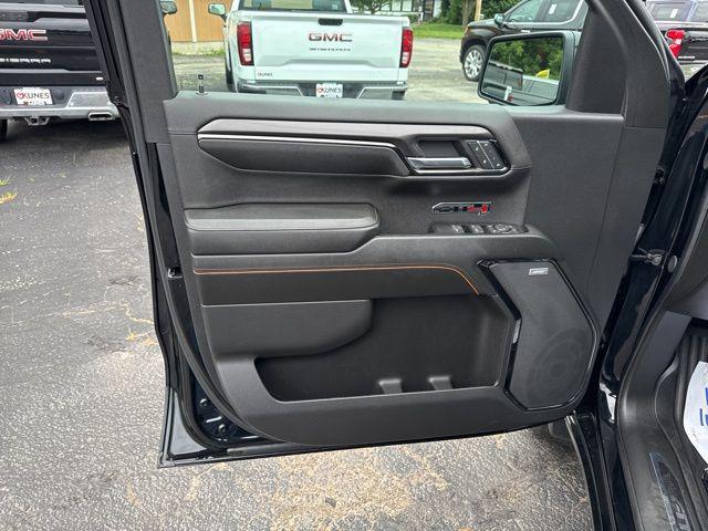 Photo of 2024 Onyx Black GMC Sierra 1500