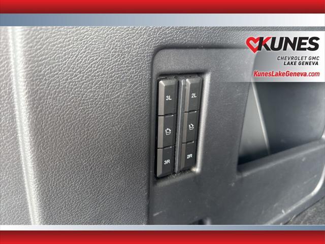 Photo of 2024 Black Metallic Ford Expedition