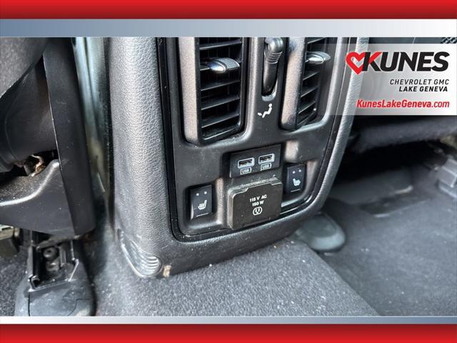Photo of 2023 Destroyer Gray Clearcoat Dodge Durango