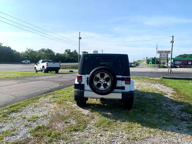 Photo of 2017 White Jeep Wrangler Unlimited