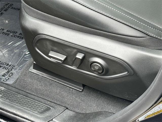 Photo of 2025 Diamond Black Jeep Grand Cherokee