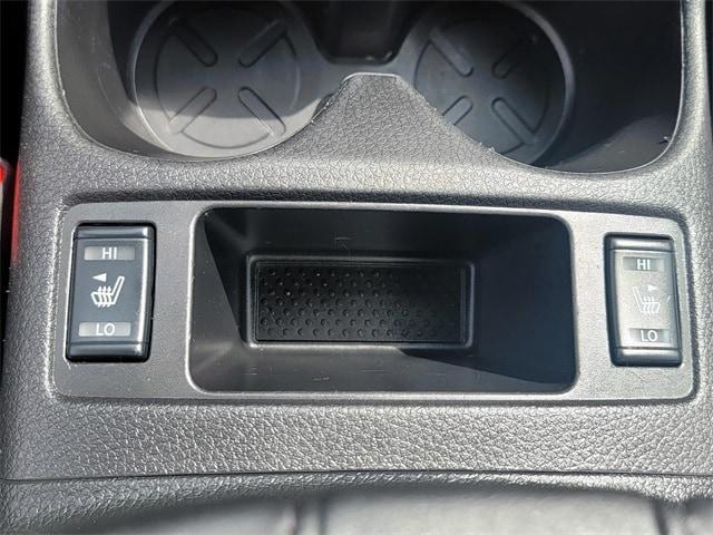 Photo of 2019 Magnetic Black Nissan Rogue Sport
