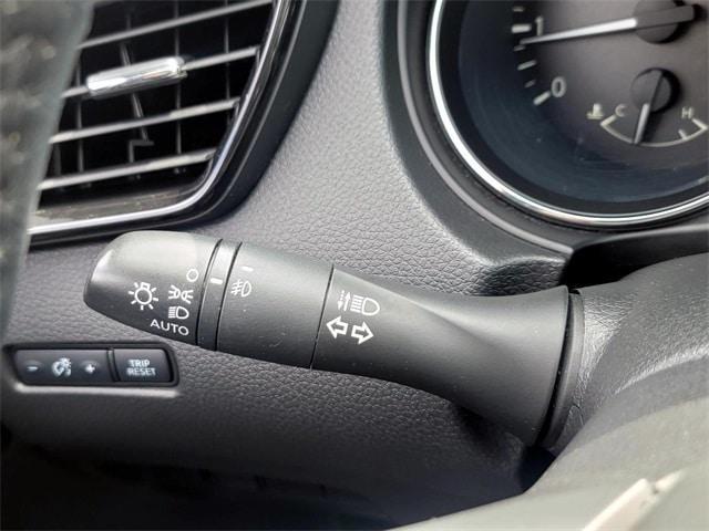 Photo of 2019 Magnetic Black Nissan Rogue Sport