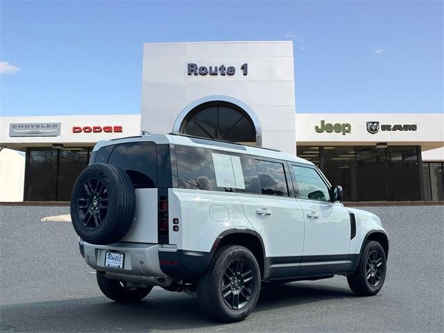 Photo of 2025 Fuji White Land Rover Defender