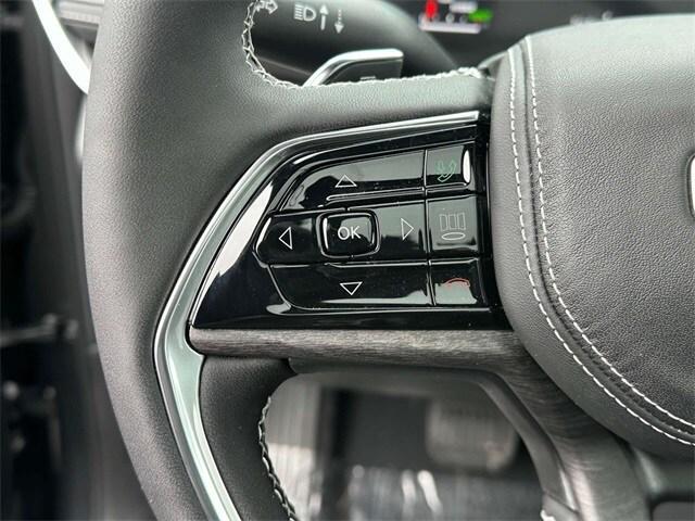 Photo of 2023 Metallic Jeep Grand Cherokee 4xe