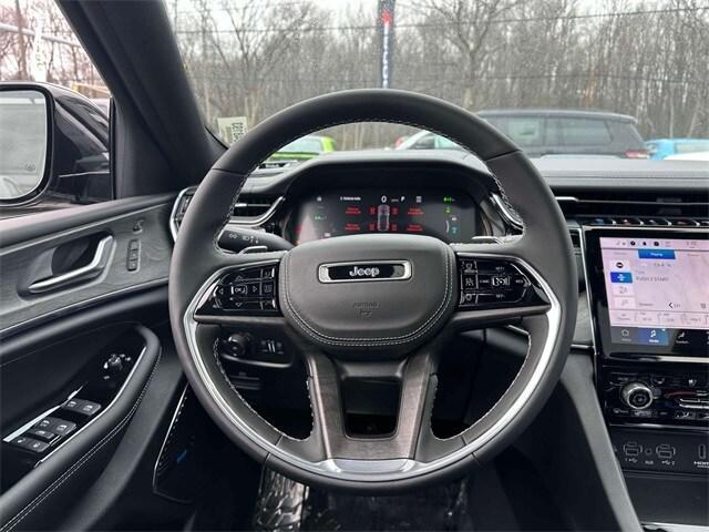 Photo of 2023 Metallic Jeep Grand Cherokee 4xe