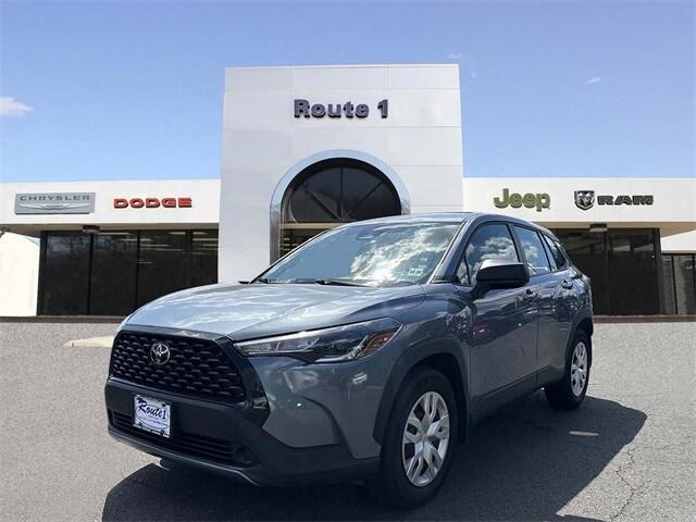 Photo of 2023 White Toyota Corolla Cross