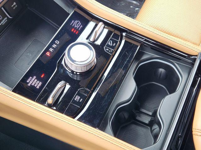 Photo of 2023 Diamond Black Crystal Pearlcoat Jeep Grand Cherokee