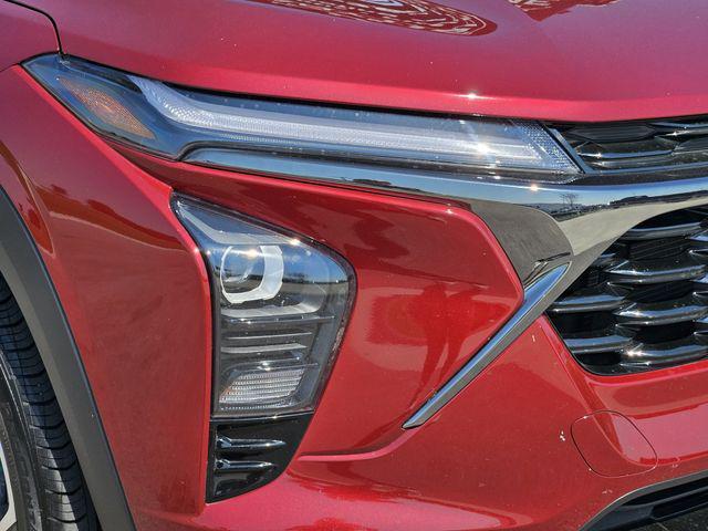 Photo of 2024 Crimson Metallic Chevrolet Trax