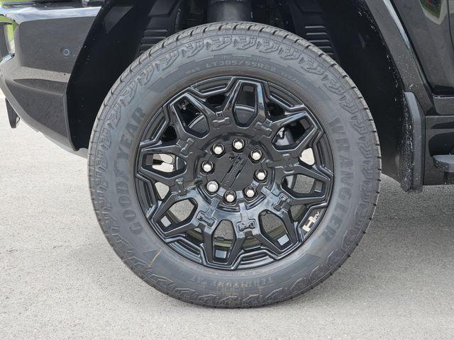 Photo of 2025 Void Black GMC HUMMER EV Pickup
