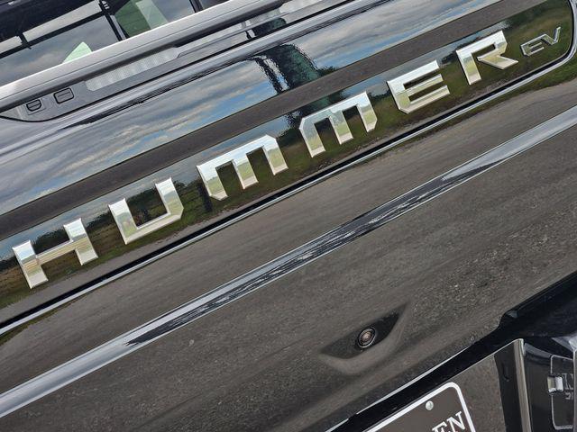 Photo of 2025 Void Black GMC HUMMER EV Pickup