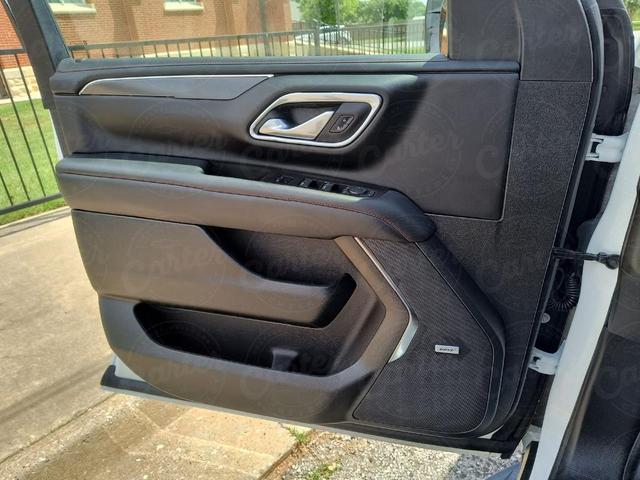 Photo of 2022 Summit White Chevrolet Tahoe