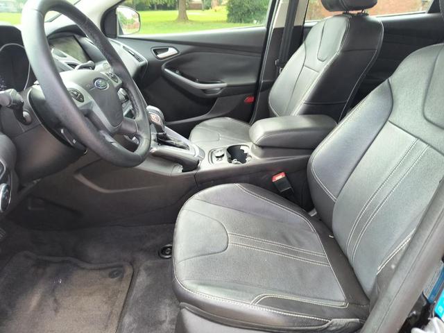 Photo of 2014 Tuxedo Black Metallic Ford Focus