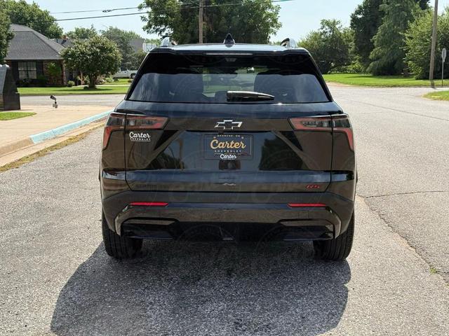 Photo of 2025 Mosaic Black Metallic Chevrolet Equinox