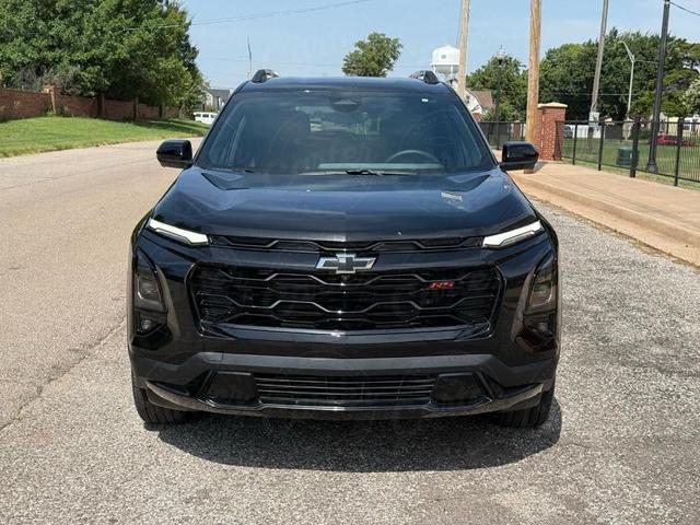 Photo of 2025 Mosaic Black Metallic Chevrolet Equinox