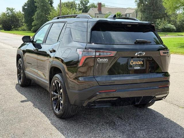 Photo of 2025 Mosaic Black Metallic Chevrolet Equinox