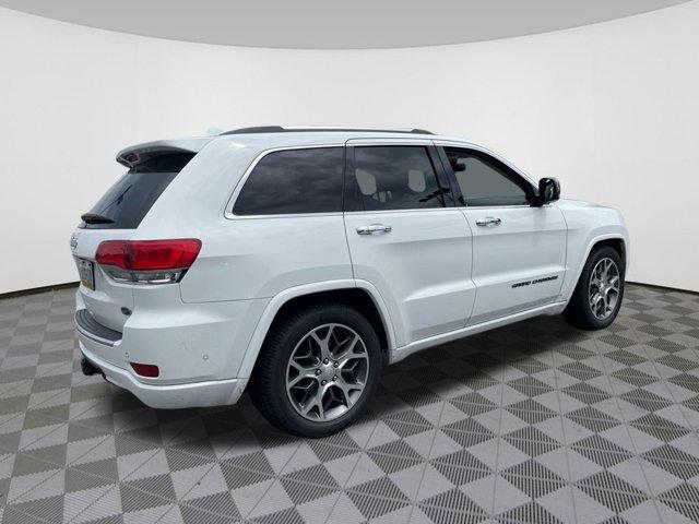 Photo of 2020 Bright White Clearcoat Jeep Grand Cherokee