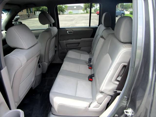 Photo of 2012 Charcoal Honda Pilot