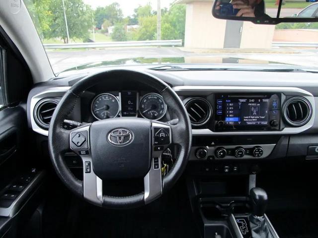 Photo of 2018 Black Toyota Tacoma