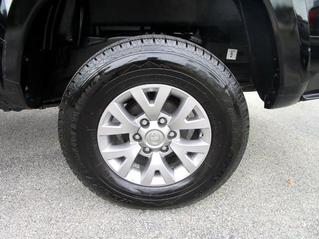 Photo of 2018 Black Toyota Tacoma